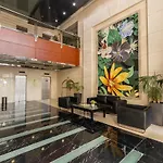 Huge 3 Bedroom Apartment Beach Front